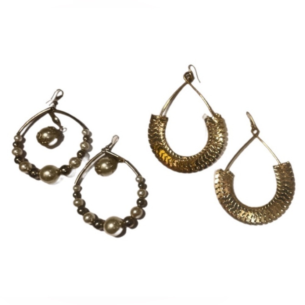 Lot of 2 Statement Trendy Club Pearl look Elegant Gold Textured Hoop Earrings OS